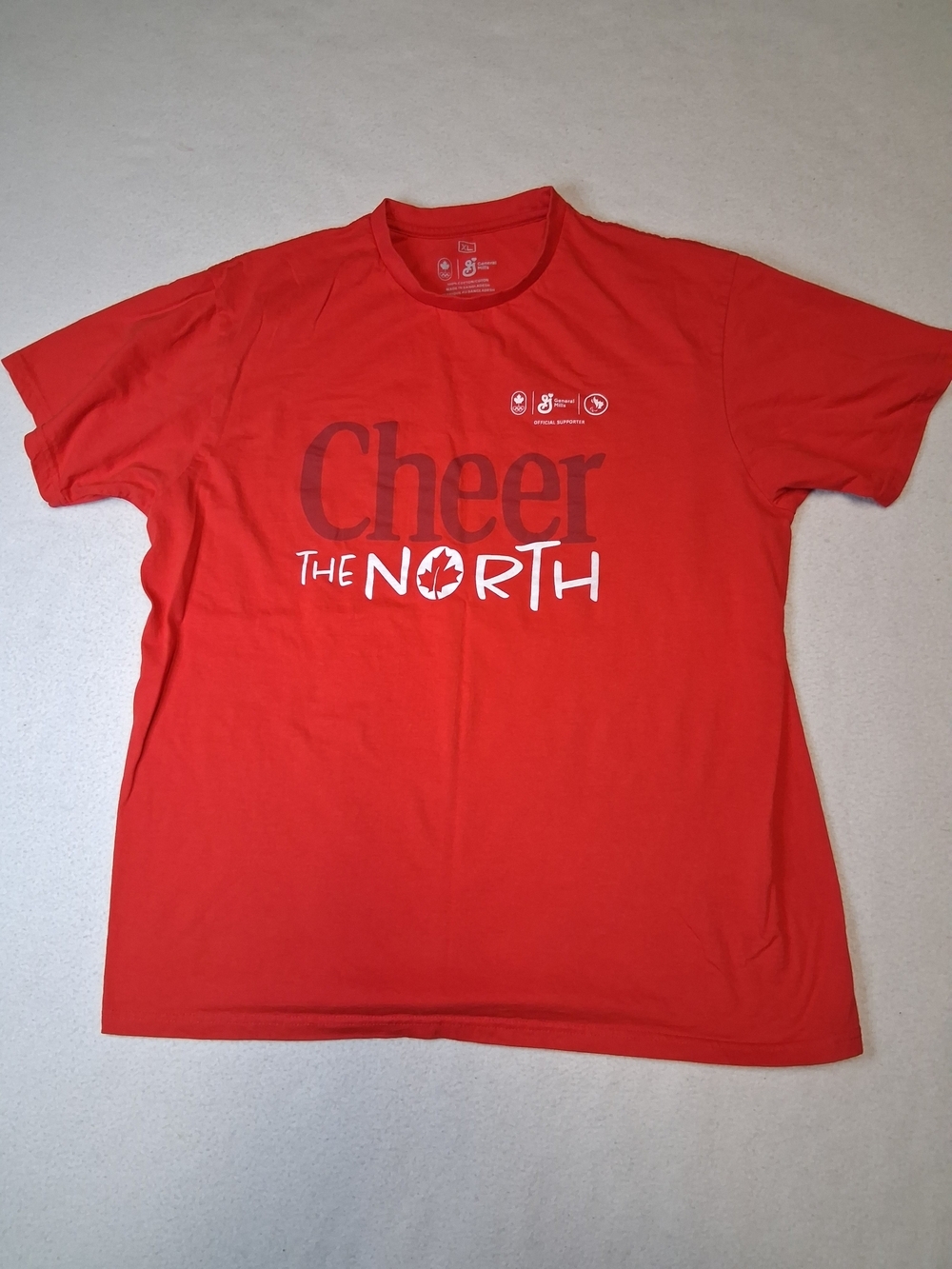 Cheer The North Red Graphic Men's Crewneck Tee - [Brand Unspecified]